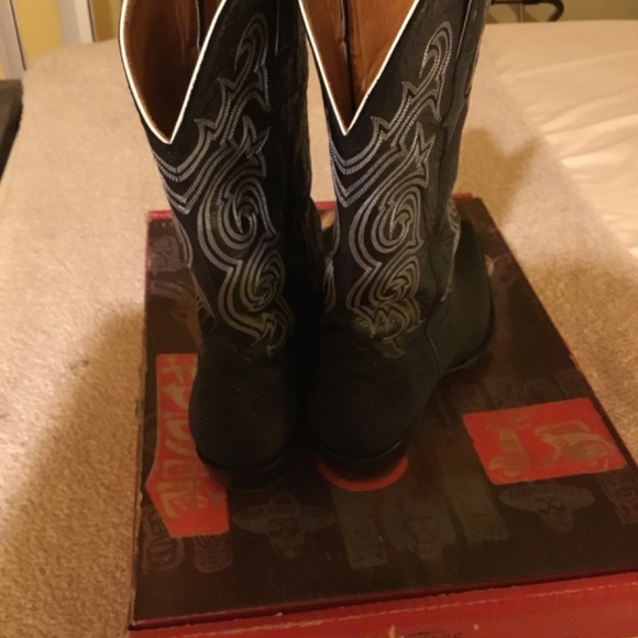 Apache Stingray by Heritage Boot Company - Picture 5 of 6
